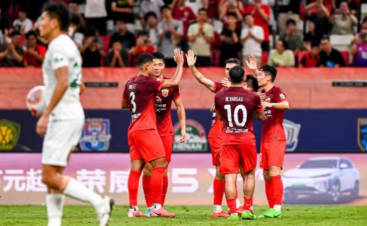 关于中超新赛季揭幕！上海海港5-1大胜山东泰山的信息