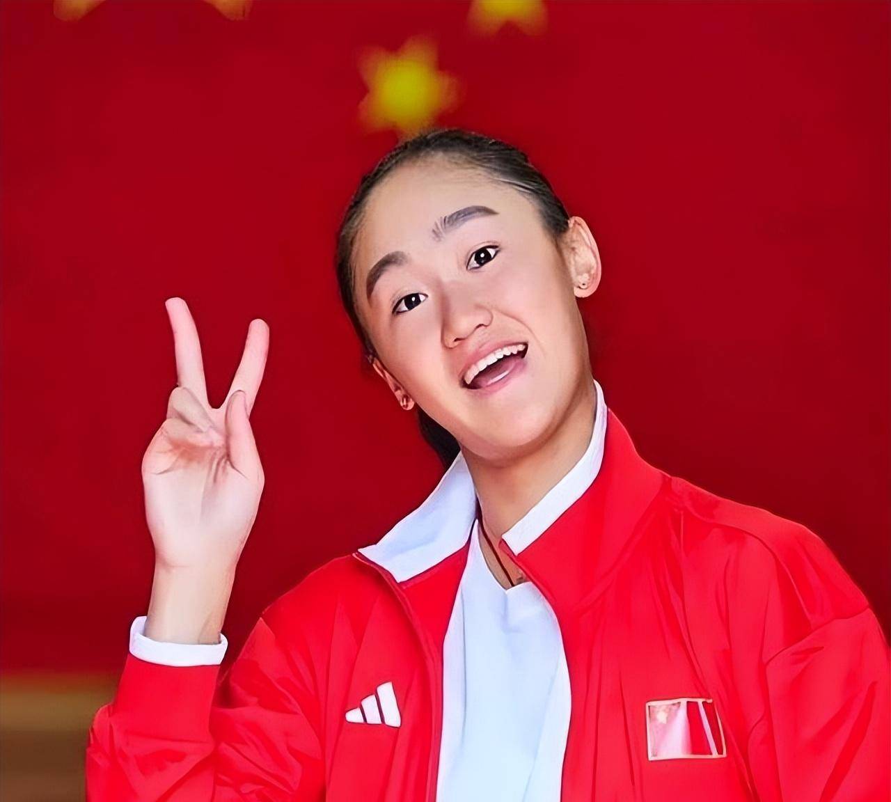 关于网坛女王新生代：18岁天才少女横扫赛场的信息