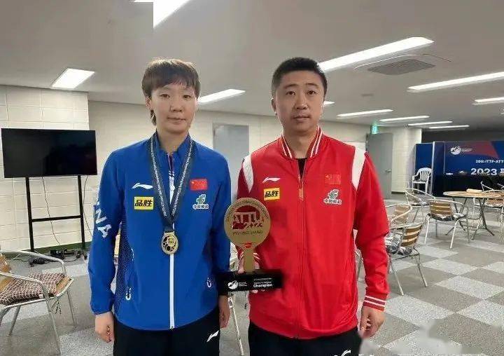 传奇教练专访：执教三十年的变与不变的简单介绍