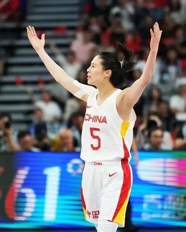 包含中国女篮崛起：世界亚军的背后故事的词条