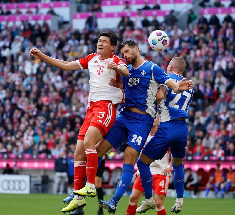 关于德国杯冷门频出,德甲豪门遇阻的信息 关于德国杯冷门频出,德甲豪门遇阻的信息