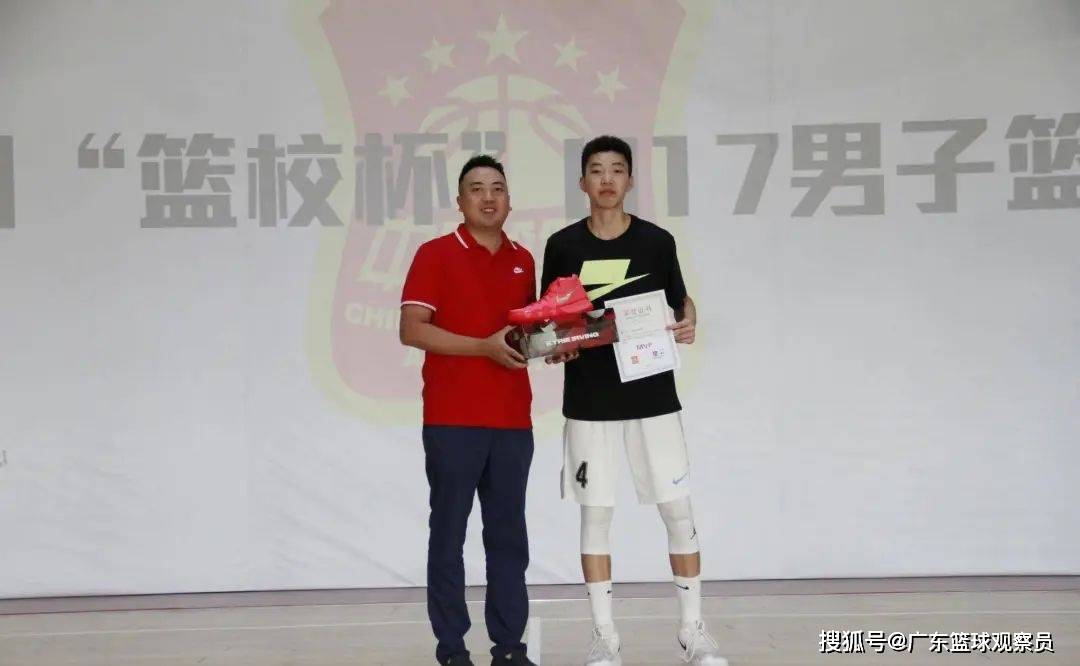 中国篮球青训海外合作:送年轻球员赴美特训的简单介绍 中国篮球青训海外合作:送年轻球员赴美特训的简单介绍