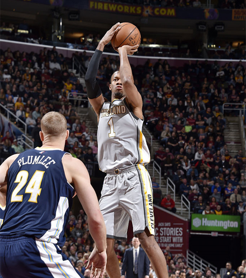 关于外援依赖症：本土球员关键时刻为何不敢打？的信息